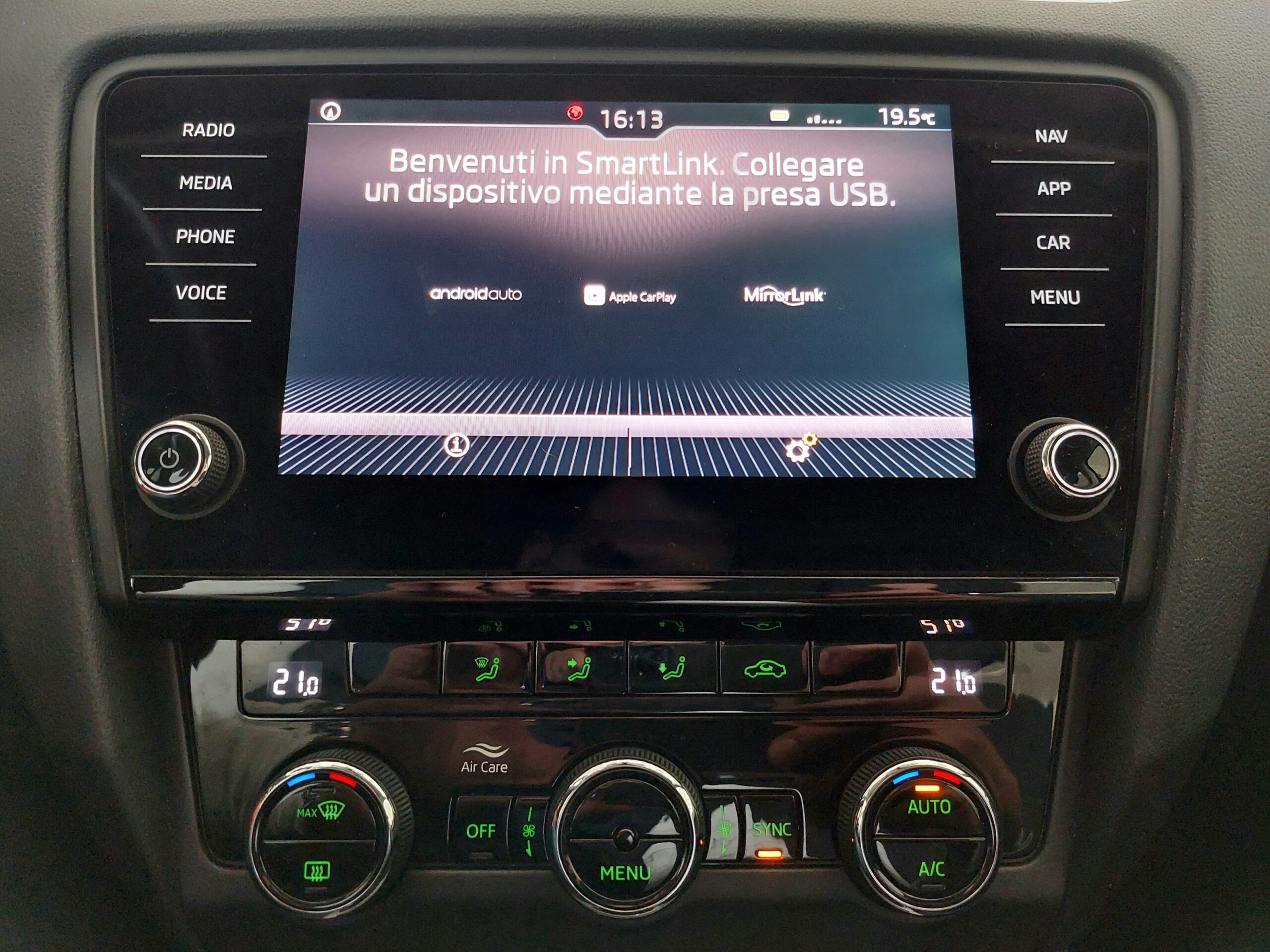 SKODA Octavia Wagon 1.6 TDI Executive – 2019