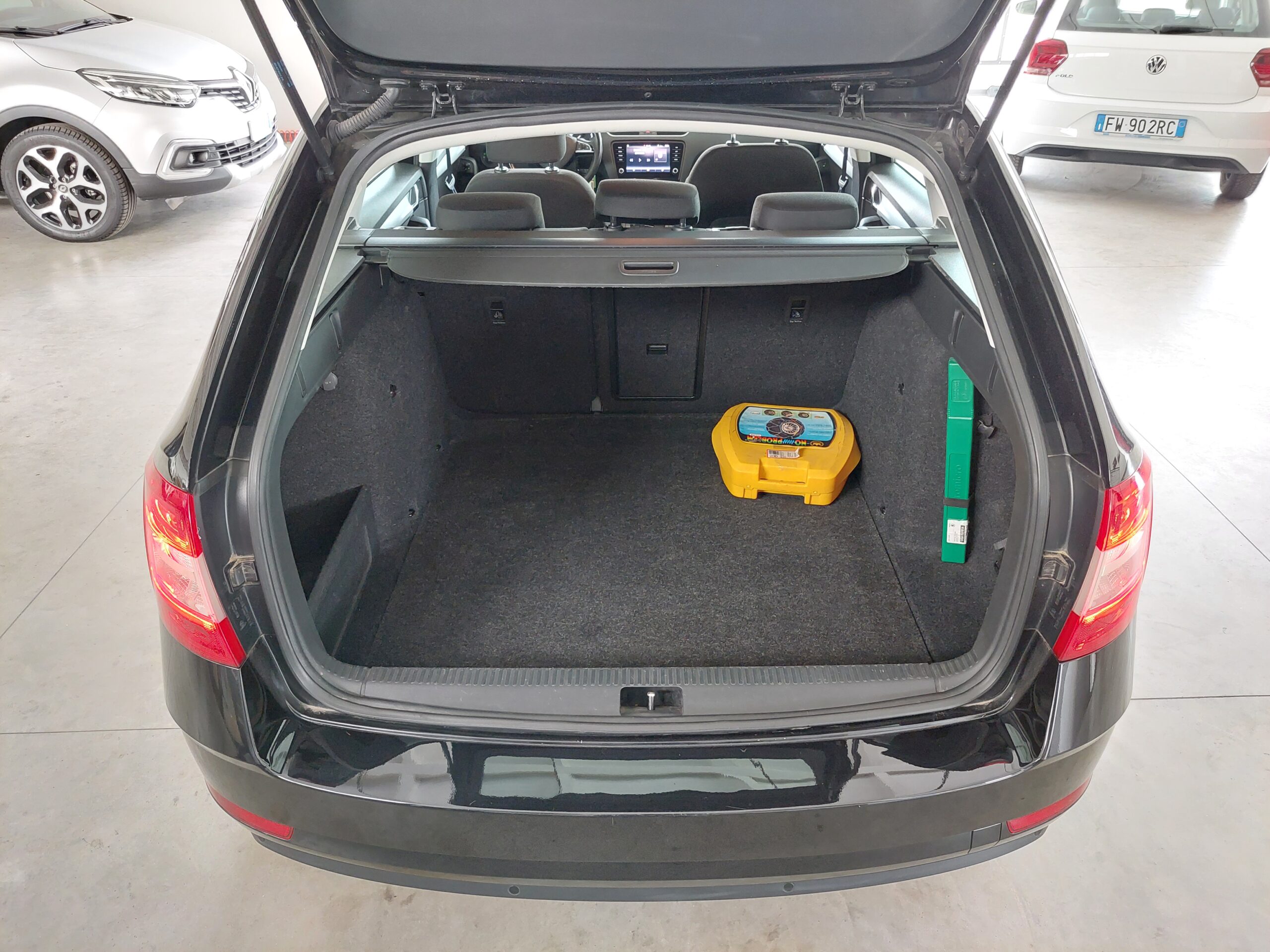 SKODA Octavia Wagon 1.6 TDI Executive – 2019