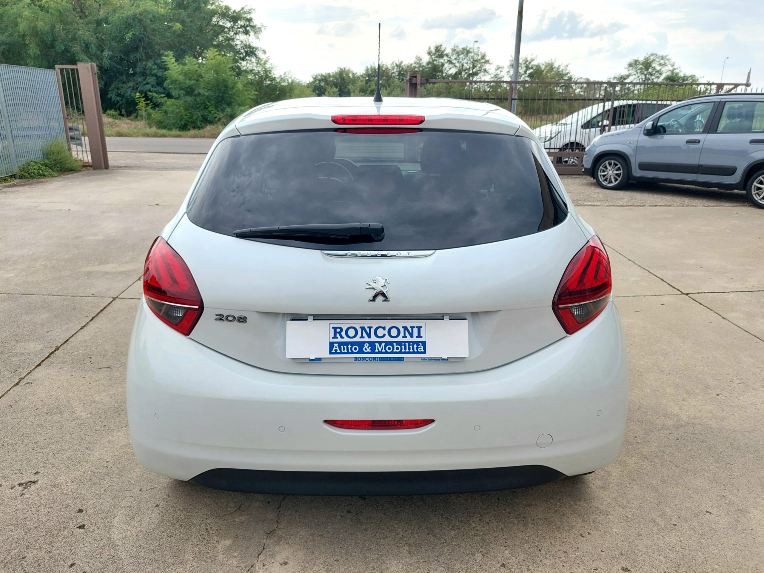 PEUGEOT 208 1.2 Pure Tech Signature 5p – 2019