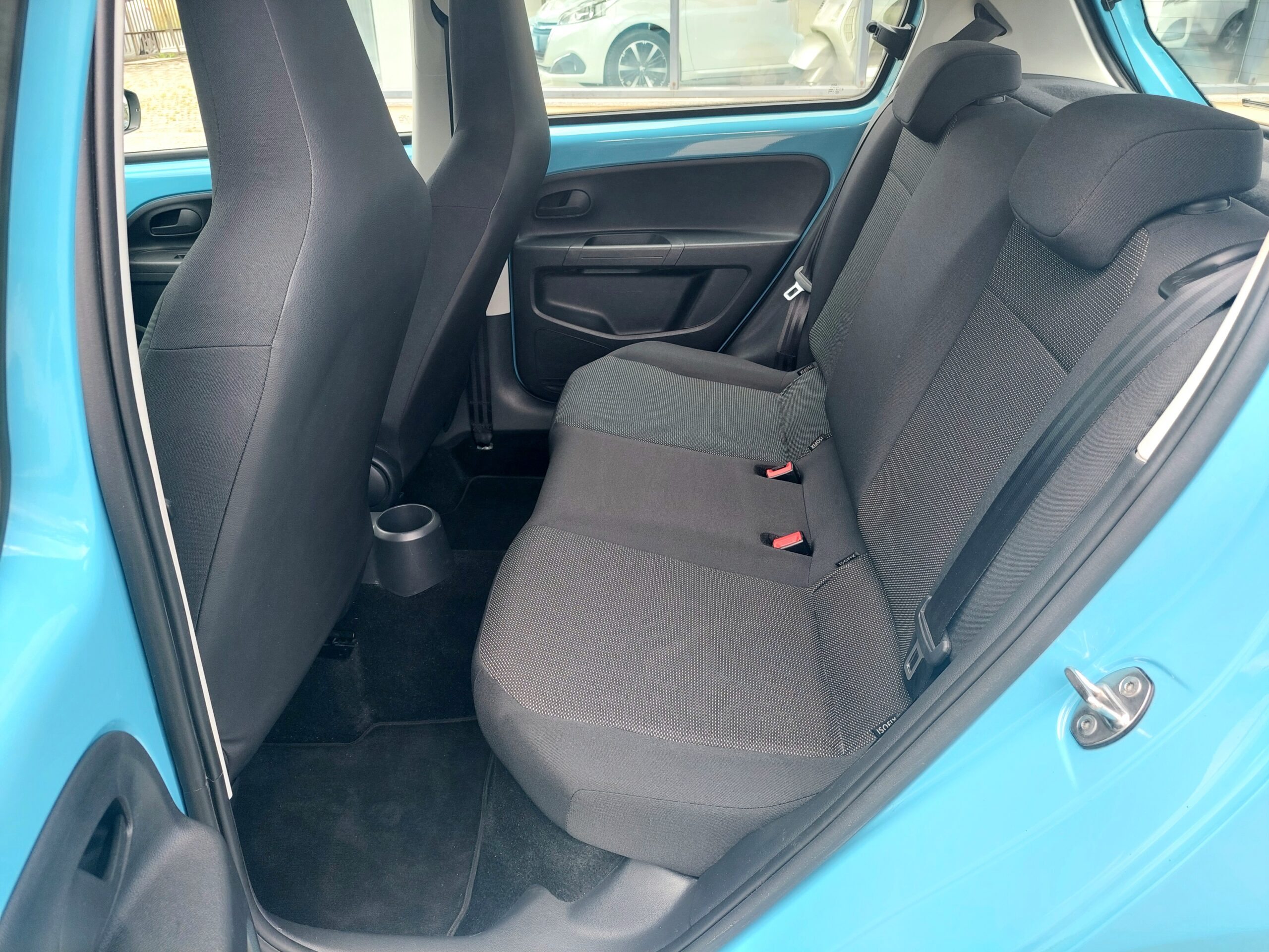 VOLKSWAGEN up! 5p. 1.0 Take up! BMT – 2020