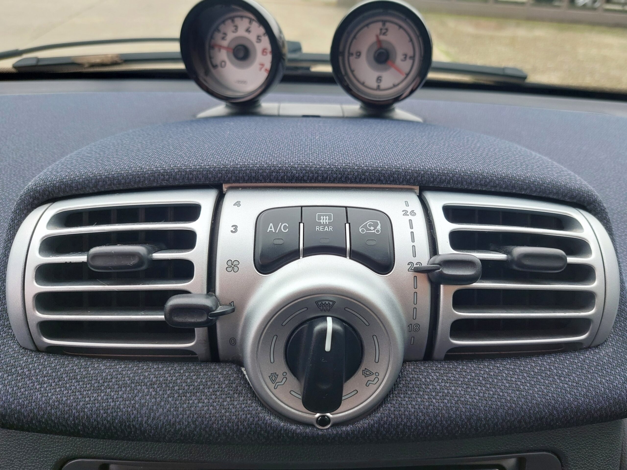 SMART Fortwo 1.0 MHD Coupé Pulse – 2014