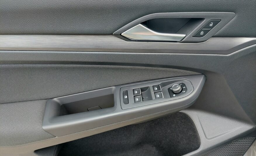 VOLKSWAGEN Golf 1.5 TGI DSG Style – 2020
