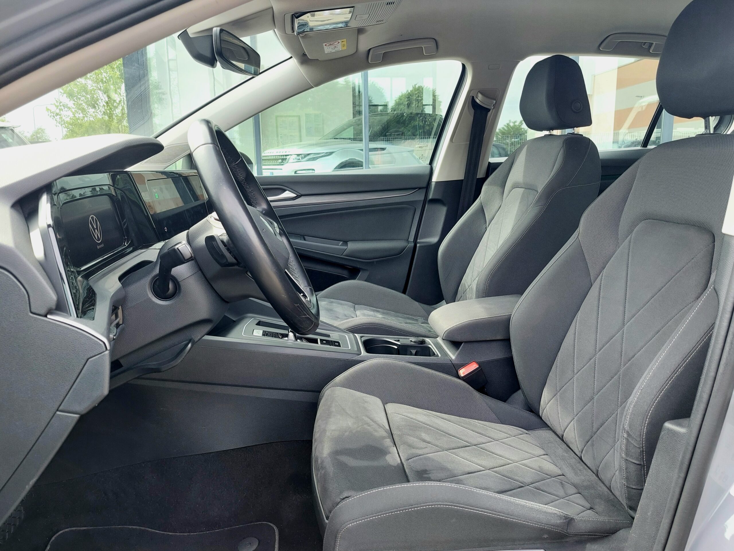 VOLKSWAGEN Golf 1.5 TGI DSG Style – 2020