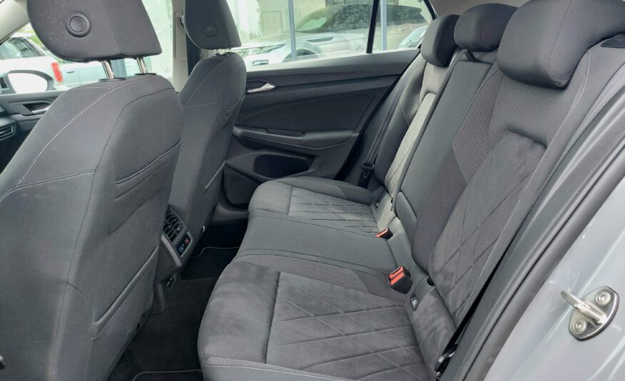 VOLKSWAGEN Golf 1.5 TGI DSG Style – 2020