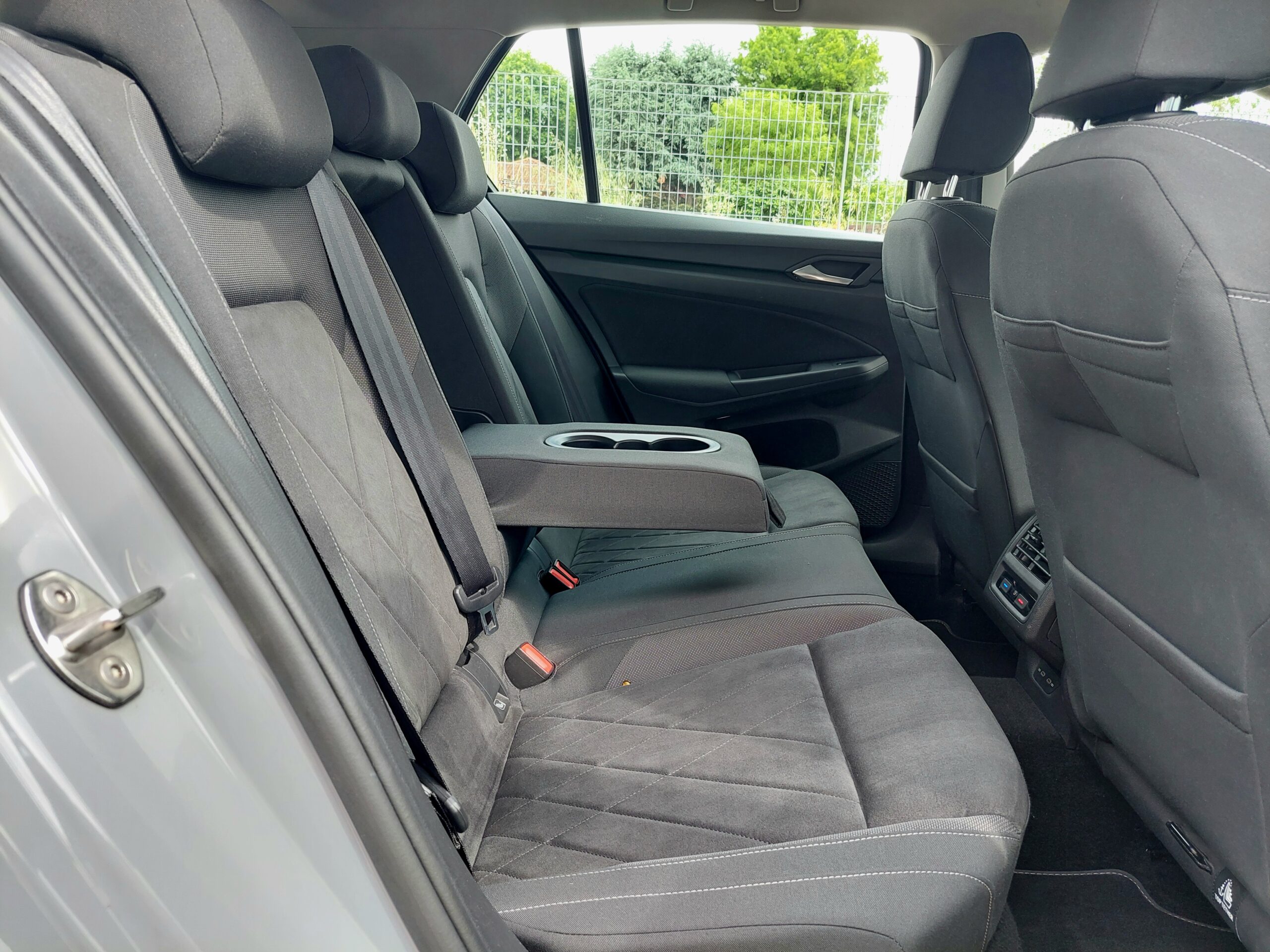 VOLKSWAGEN Golf 1.5 TGI DSG Style – 2020