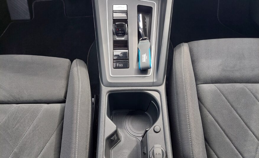 VOLKSWAGEN Golf 1.5 TGI DSG Style – 2020