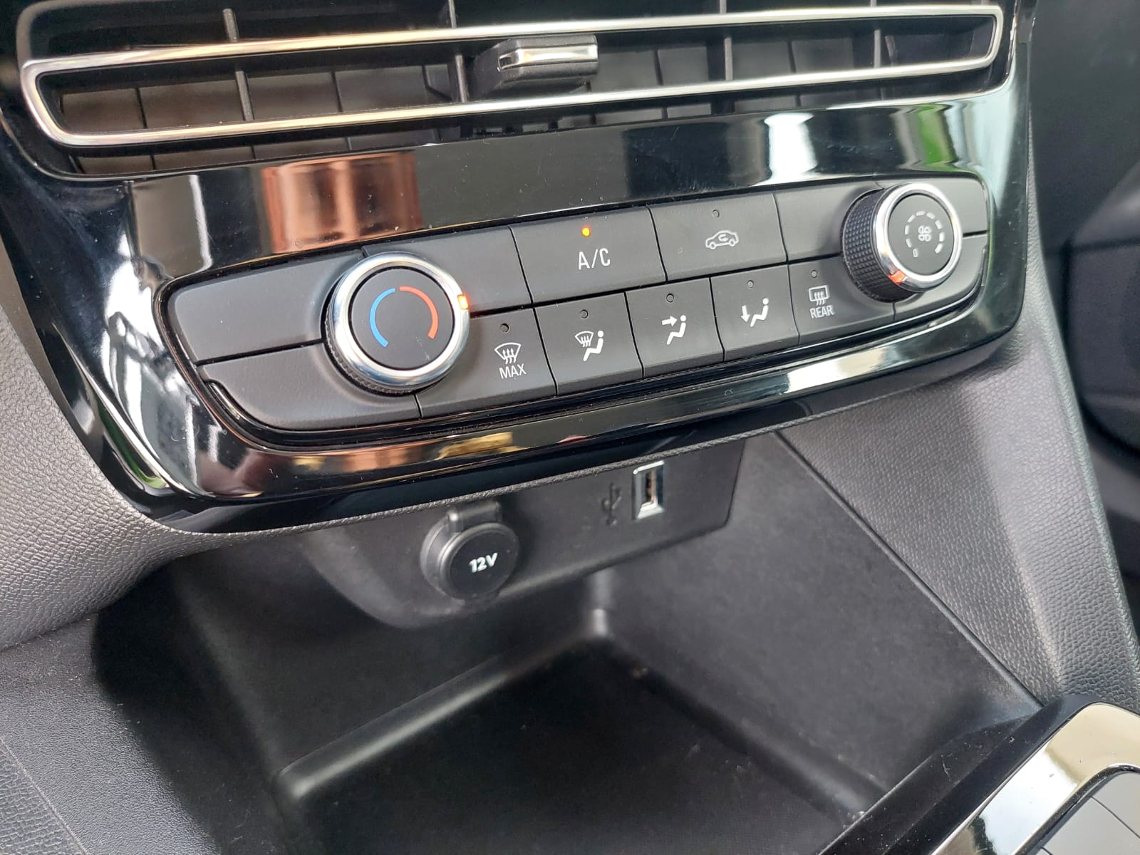 OPEL Mokka 1.2 Turbo Edition – 2022