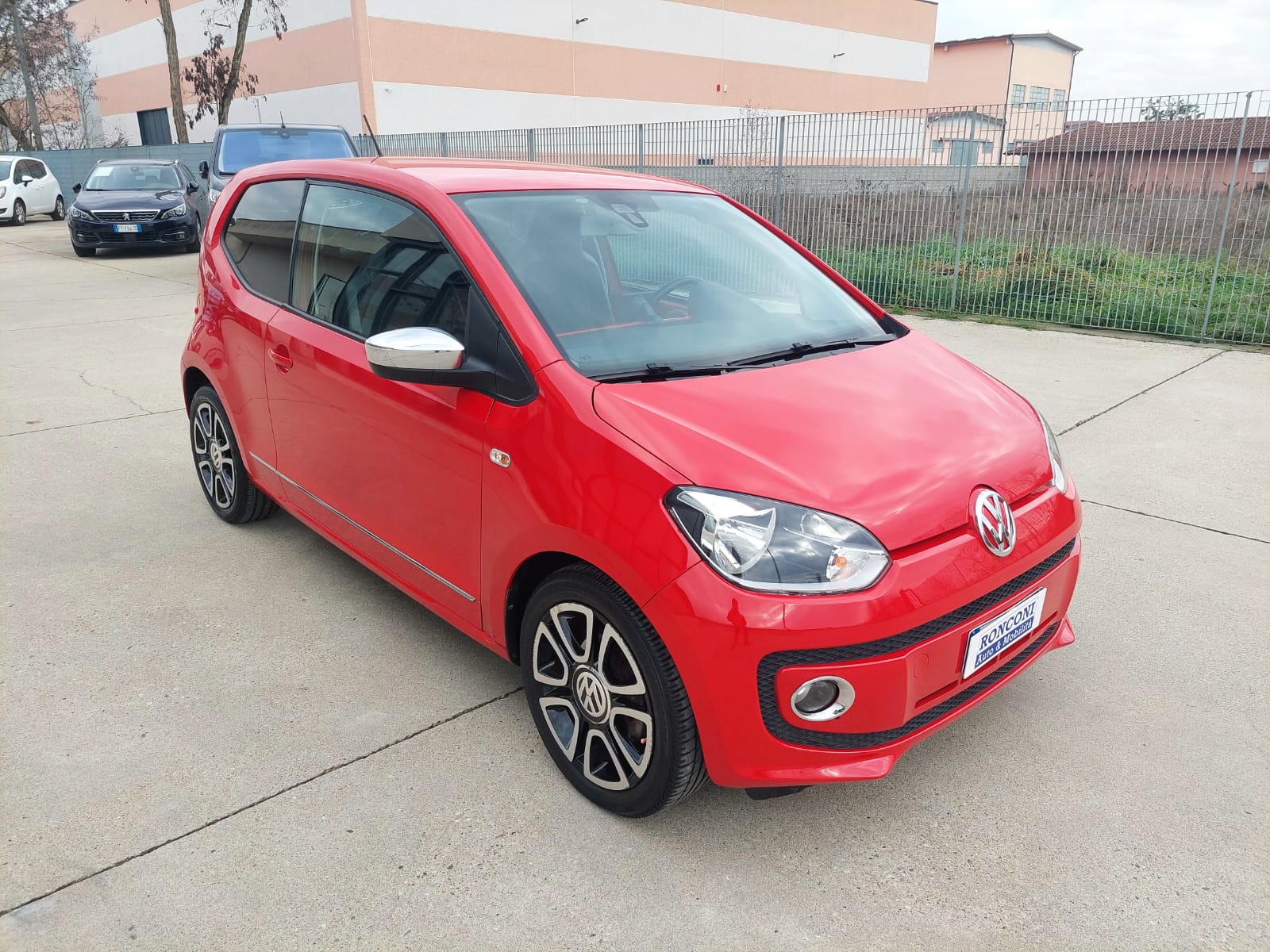 VOLKSWAGEN up! 1.0 ASG High up! 3p. – 2014