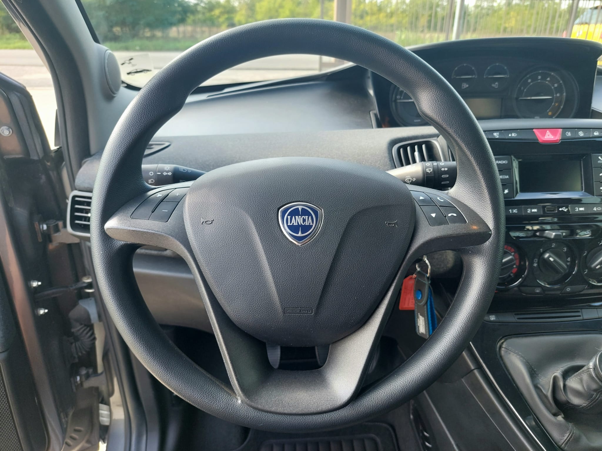 LANCIA Ypsilon 1.0 FireFly S&S Hybrid Silver Plus 5p. – 2023