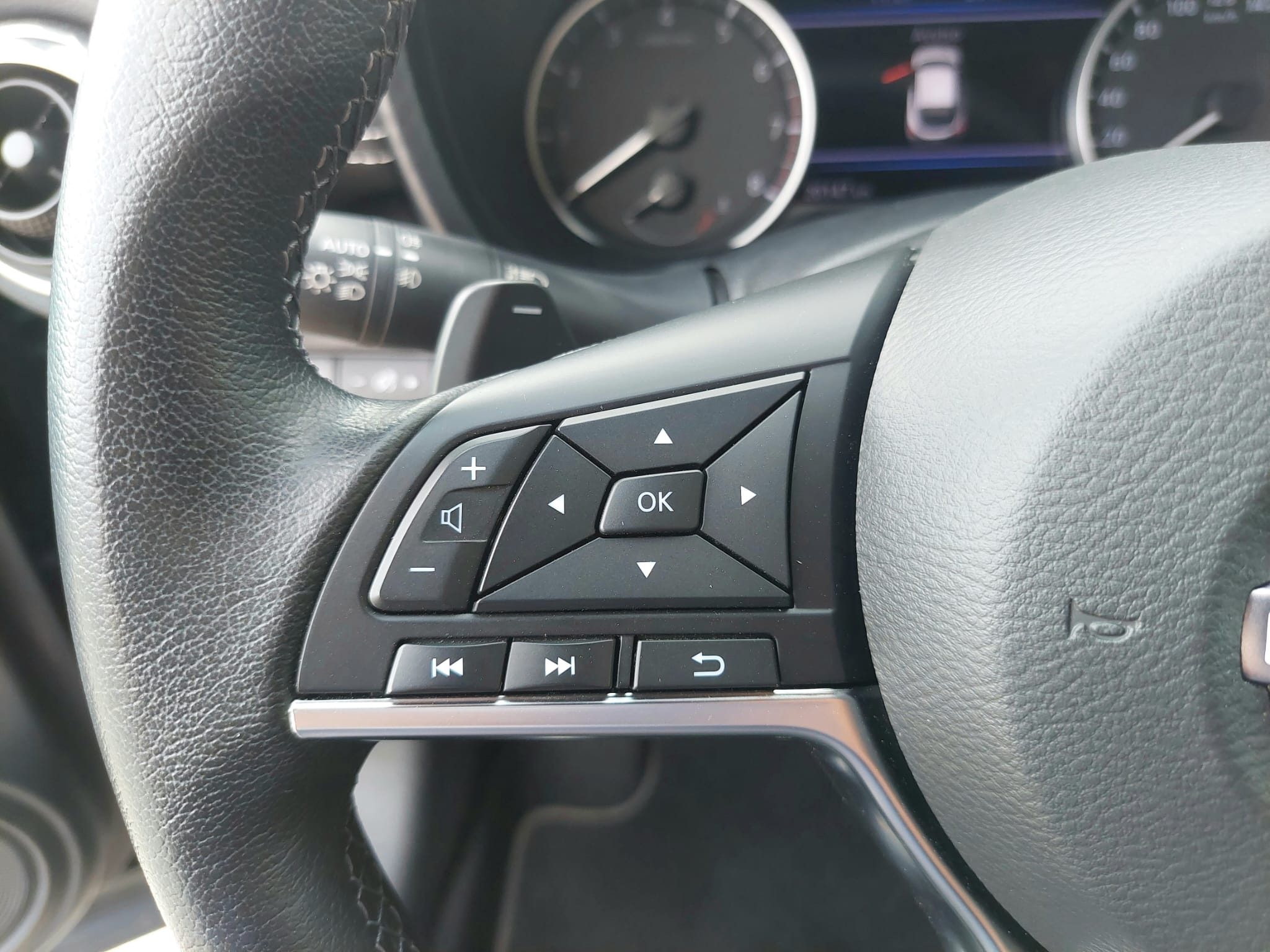 NISSAN Juke 1.0 DIG-T N-Connecta DCT – 2024